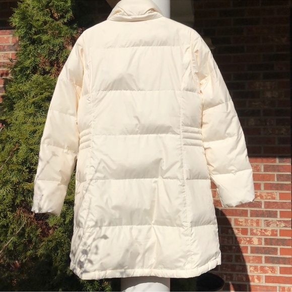 Mountain Hardwear Down Coat - Picture 3 of 8